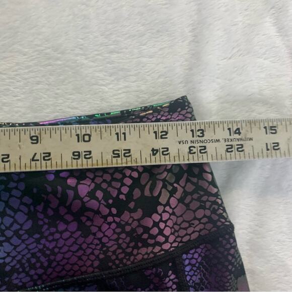 CVG Constantly varied gear size small black iridescent leggings ankle workout li - Picture 5 of 7